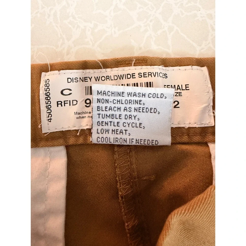 Disney Worldwide Services Womens Cargo Shorts Size 2 Brown WMK12-063F Utility